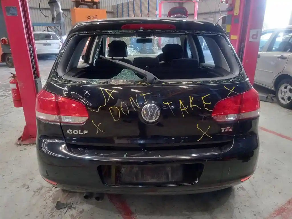 Used Volkswagen, Golf Courtesy Light Gen 6, 10/08-12/15 2356 2010 – image 4 - All Good Parts