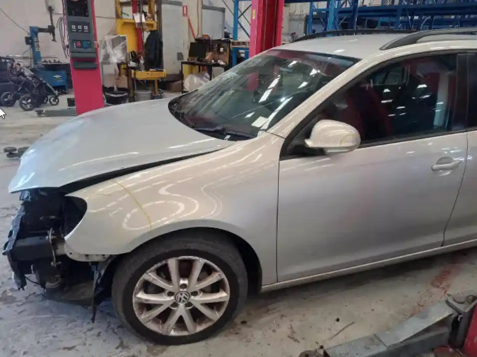 Used Volkswagen, Golf Left Front Strut Gen 6 Wagon Standard Type 09/09 01/13 2009 – image 4 - All Good Parts
