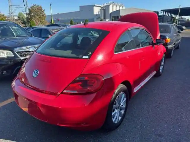 Used Volkswagen Beetle 2013 – image 4 - All Good Parts