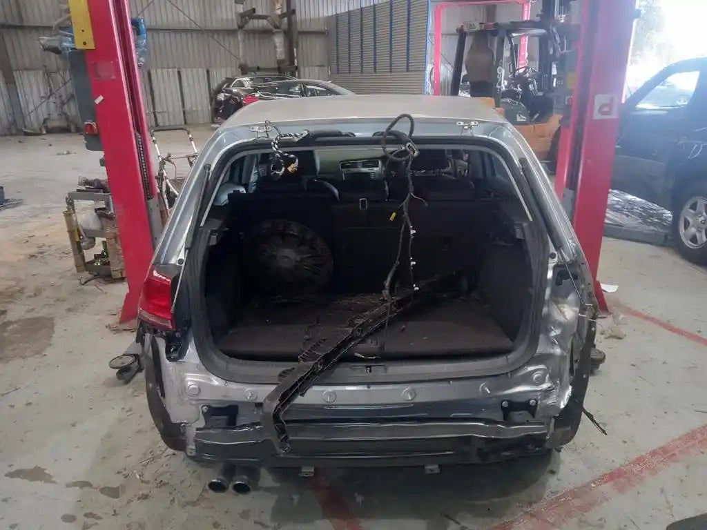 Used Volkswagen Golf 2013 – image 4 - All Good Parts