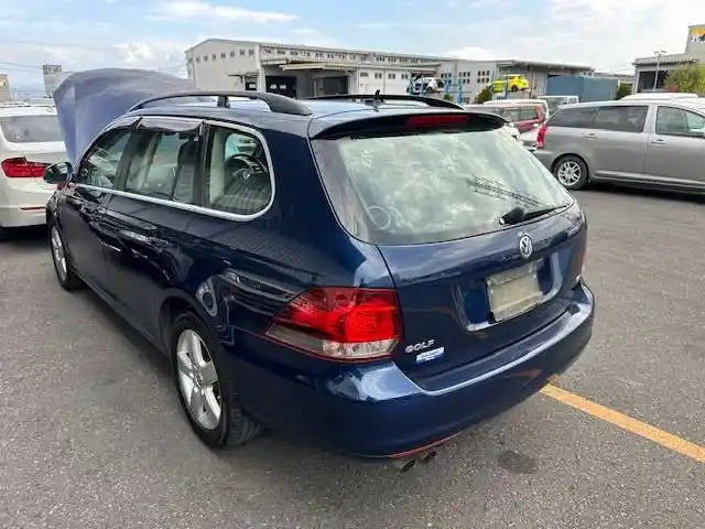 Used Volkswagen Golf 2012 – image 1 - All Good Parts