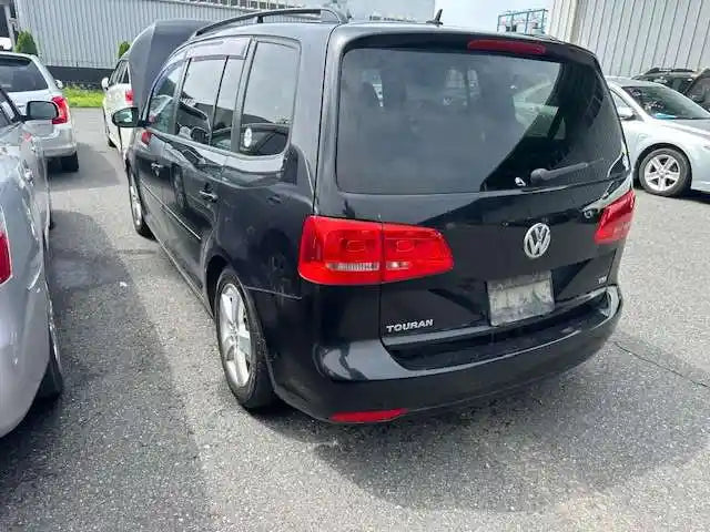 Used Volkswagen Golf 2011 – image 3 - All Good Parts