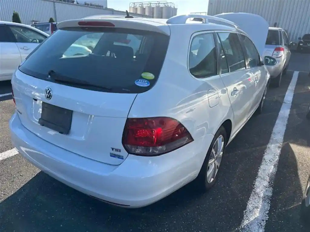 Used Volkswagen Golf 2011 – image 3 - All Good Parts
