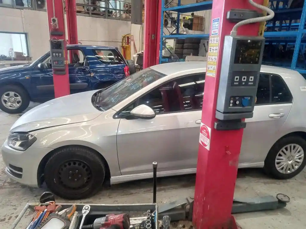 Used Volkswagen Golf 2013 – image 3 - All Good Parts
