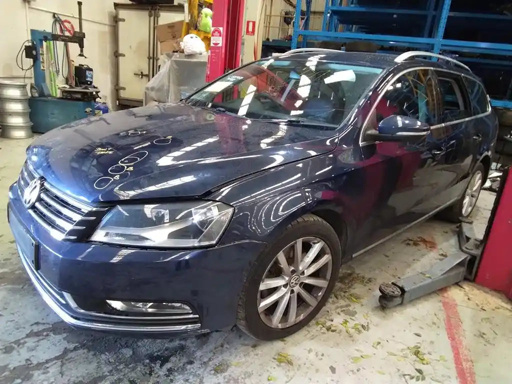 Used Volkswagen Passat 2011 – image 3 - All Good Parts