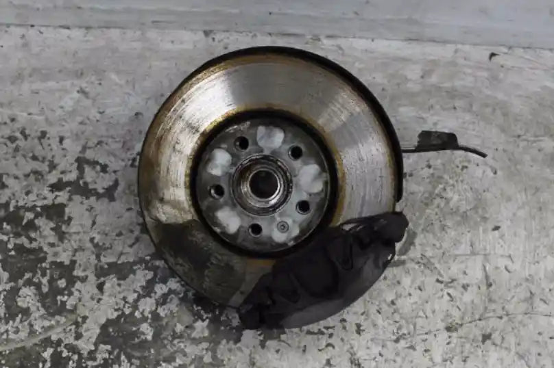Used Volkswagen, Polo Right Front Hub Assembly 6R Non Gti Type 05/10 09/17 2016 – image 1 - All Good Parts