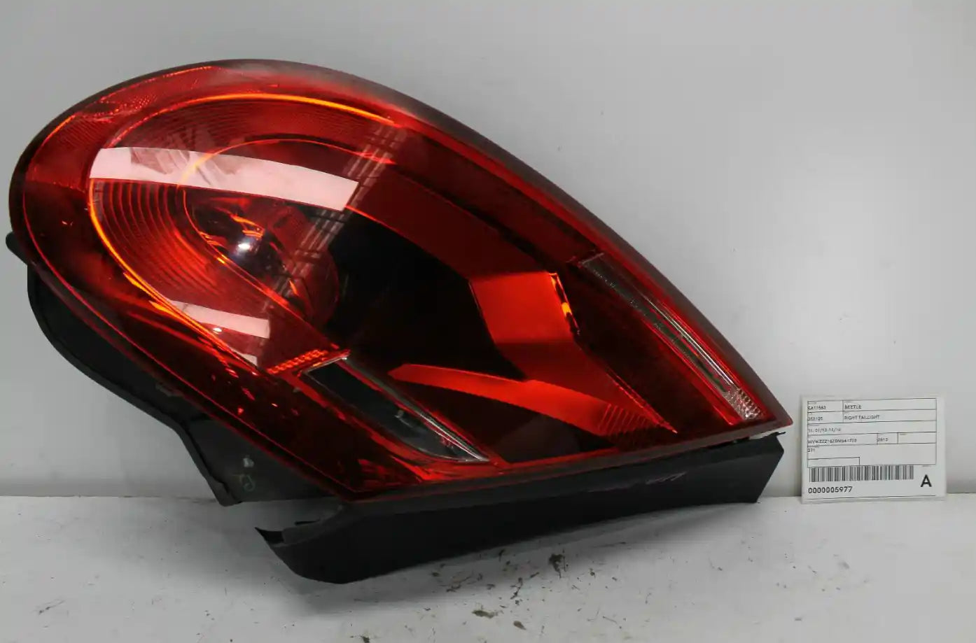 Used Volkswagen, Beetle Right Taillight 1L 01/13 12/16 2013 – image 1 - All Good Parts