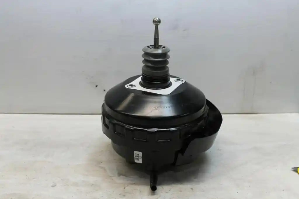 Used Volkswagen, Caddy Brake Booster Petrol 1.4 Turbo 2Kn Czcb Code 07/15 02/21 2017 – image 1 - All Good Parts