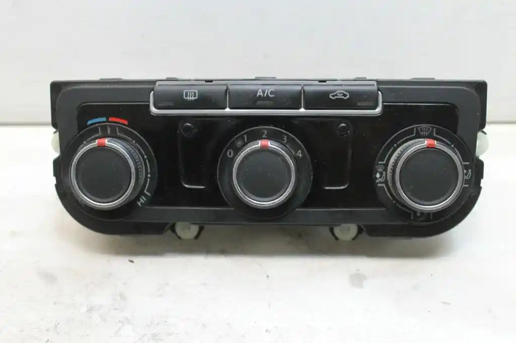 Used Volkswagen, Caddy Heater/Ac Controls Non Climate Control Type 2Kn 12/15 02/21 2017 – image 1 - All Good Parts