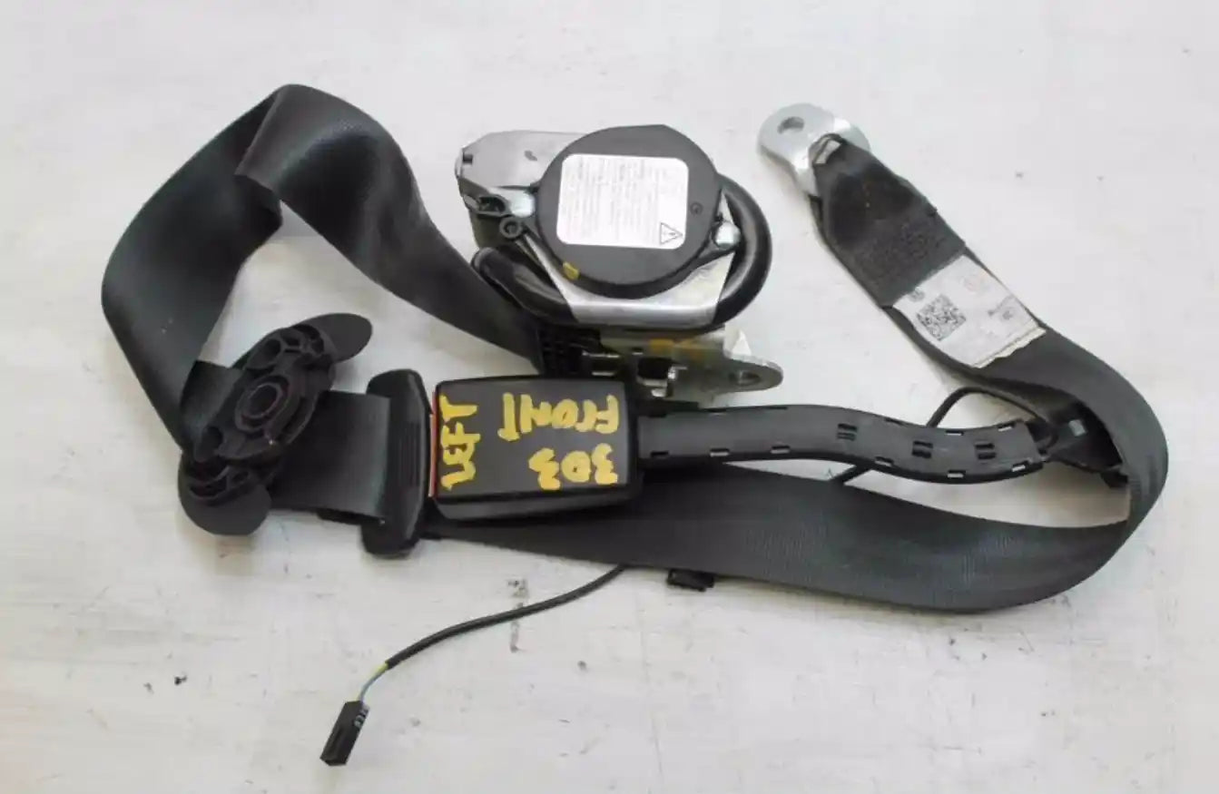Used Volkswagen, Golf Seat Belt Lh Front, Assy (Belt And Stalk), Gen 6, 10/08-03/13 J21459A 2011 – image 2 - All Good Parts