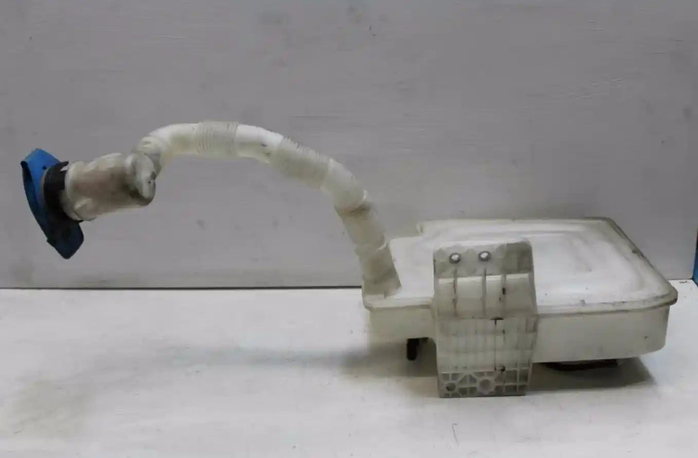 Used Volkswagen, Golf Washer Bottle Gen 5-Gen 6, Non H/Lamp Washer Type, Single Pump, 06/04-12/15 J0089 2011 – main images - All Good Parts