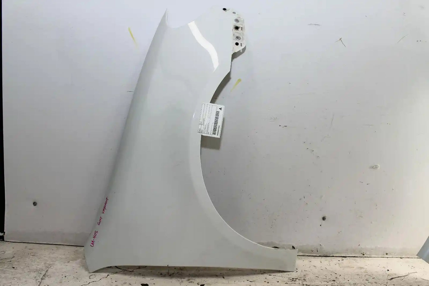 Used Volkswagen, Golf Right Guard Gen 6 Wagon 09/09 01/13 2011 – image 1 - All Good Parts