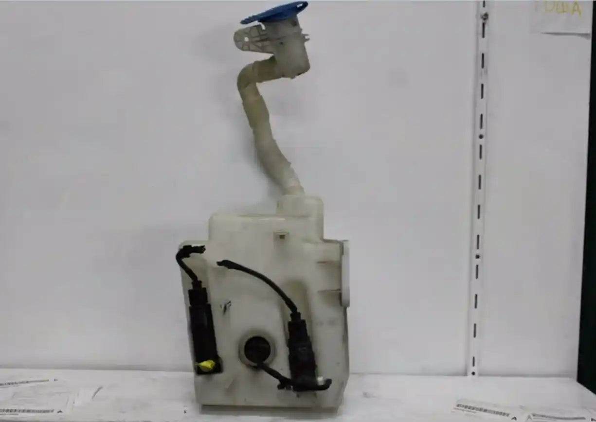 Used Volkswagen, Golf Washer Bottle Gen 5-Gen 6, W/ H/Lamp Washer Type, Twin Pump, 06/04-12/15 J0090 2008 – main images - All Good Parts