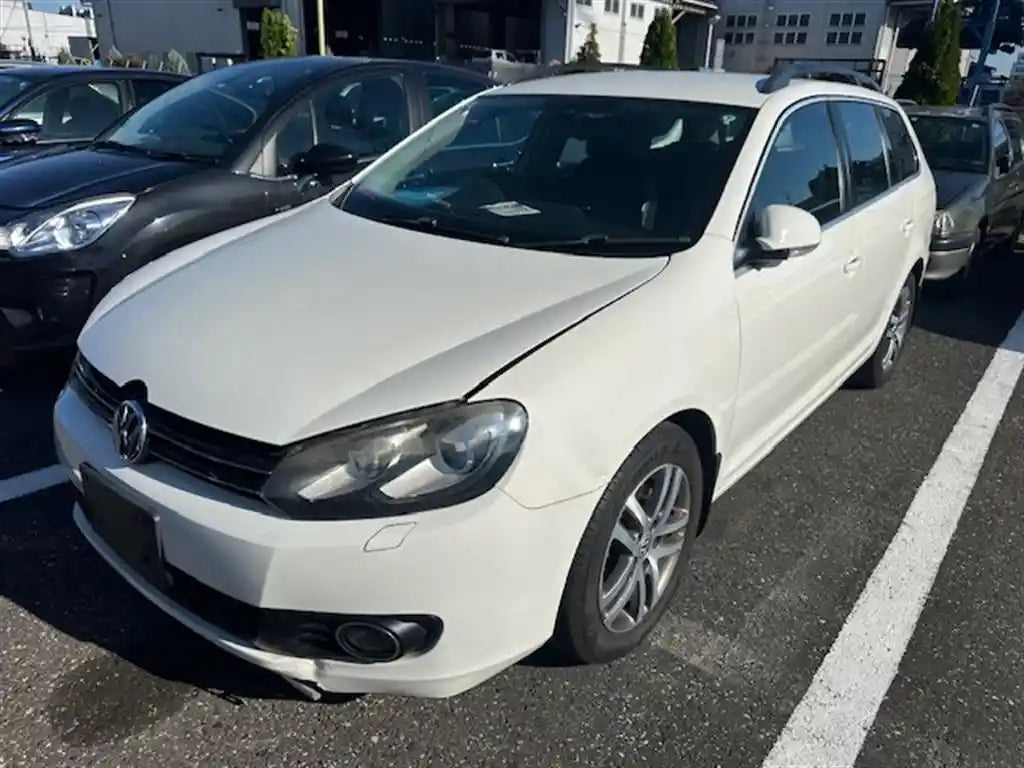 Used Volkswagen, Golf Grille Radiator Grille, Gen 6, Wagon, Black/Chrome, 09/09-01/13 J0499 2011 – main images - All Good Parts