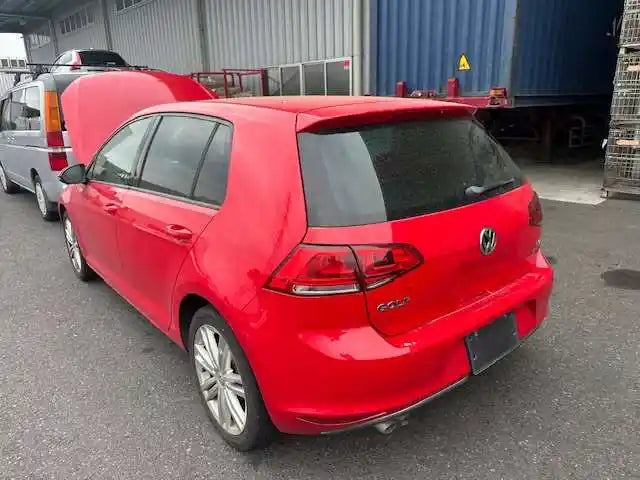 Used Volkswagen, Golf Front Bumper Gen 7 R Non Park Sensor Type W/ H/Lamp Washer Type 12/12 03/17 2014 – image 3 - All Good Parts