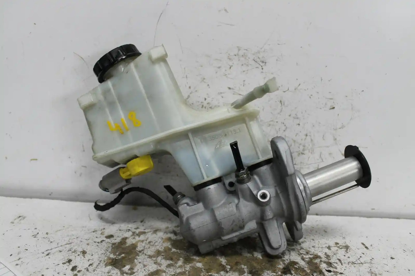 Used Volkswagen, Golf Master Cylinder Gen 7 12/12 08/20 2014 – main images - All Good Parts