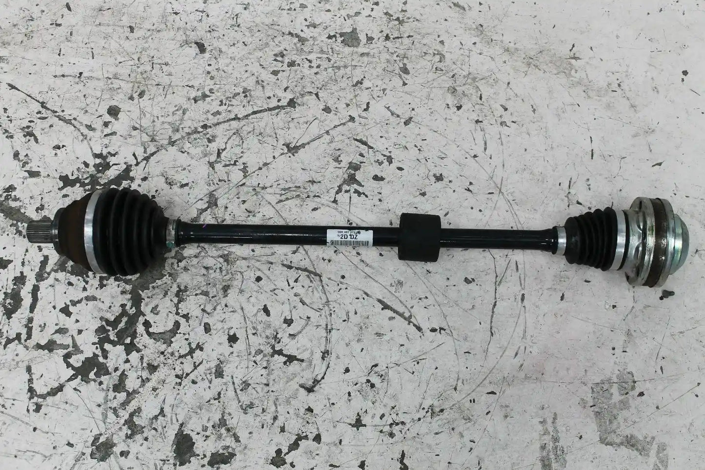 Used Volkswagen, Golf Right Driveshaft Front Auto T/M Petrol 1.4 Gen 7 12/12 03/17 2014 – main images - All Good Parts