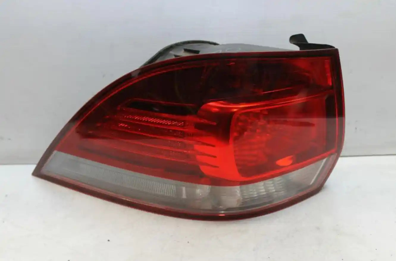 Used Volkswagen, Golf Left Taillight Gen 6, Wagon, 09/09-01/13 J5001 2009 – main images - All Good Parts
