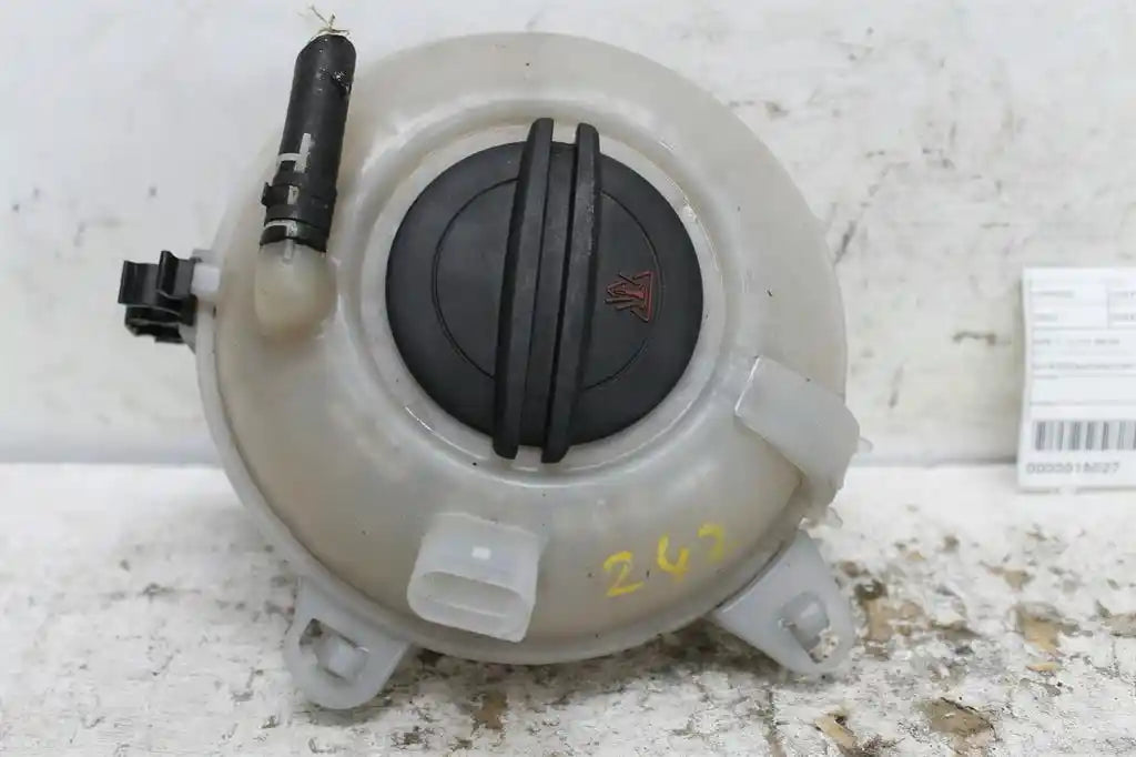 Used Volkswagen, Golf Overflow Bottle Gen 7 12/12 08/20 2016 – image 1 - All Good Parts