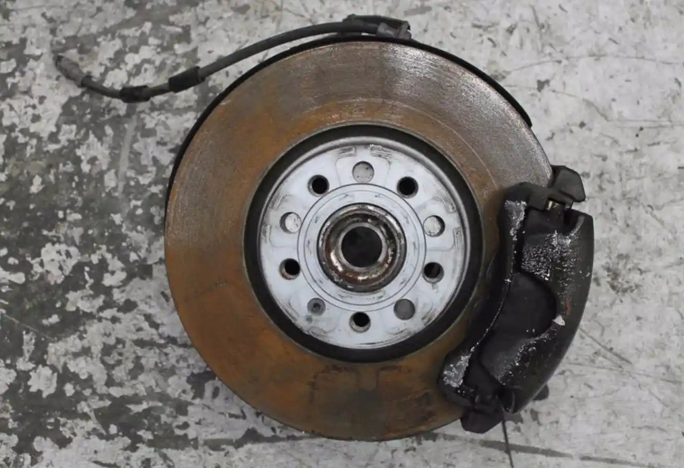 Used Volkswagen, Golf Right Front Hub Assembly Gen 7 Alltrack 05/15 03/17 2016 – image 1 - All Good Parts