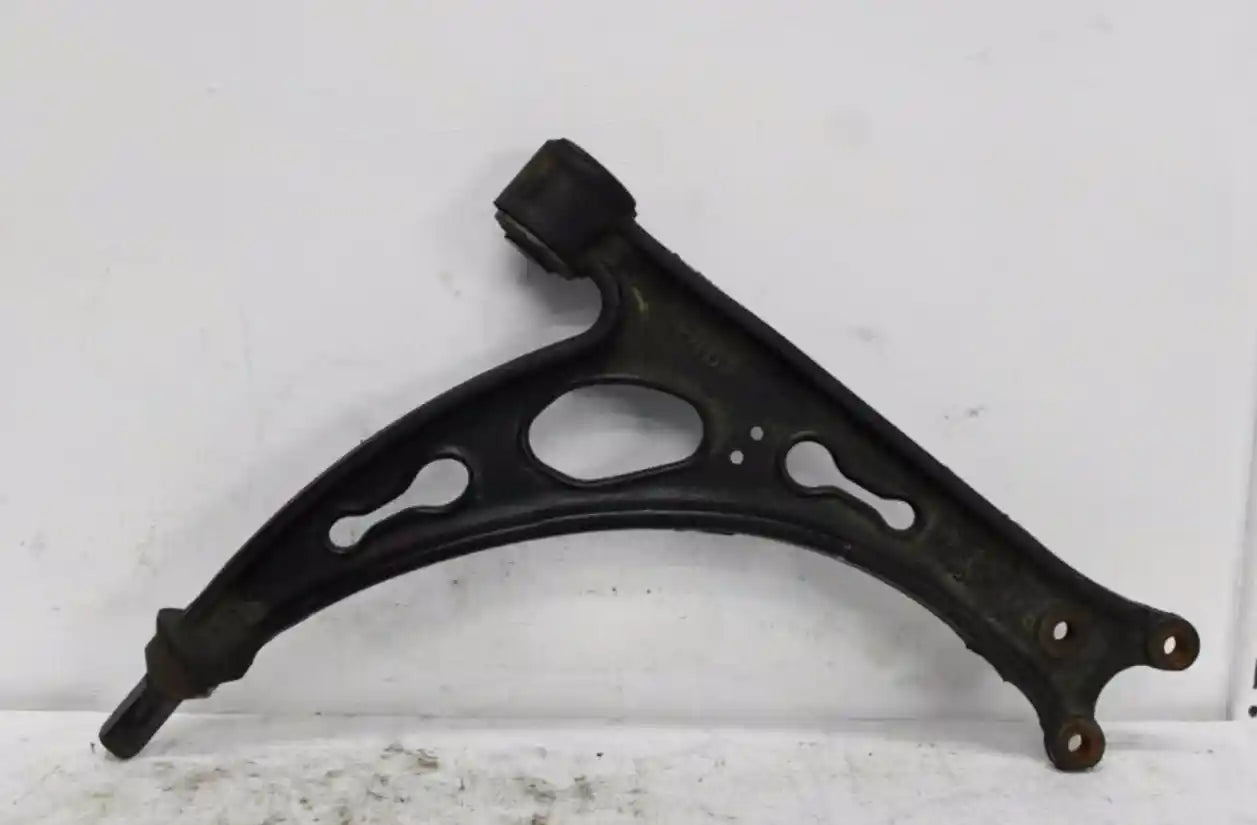 Used Volkswagen, Golf Right Front Lower Control Arm Gen 5, Standard/R32/Gti, Cast Iron Type, 06/04-05/10 J97654 2005 – main images - All Good Parts