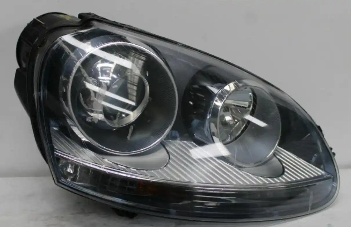 Used Volkswagen, Golf Right Headlamp Gen 5, Xenon, Black Insert Type, 06/04-02/09 J0151 2008 – main images - All Good Parts