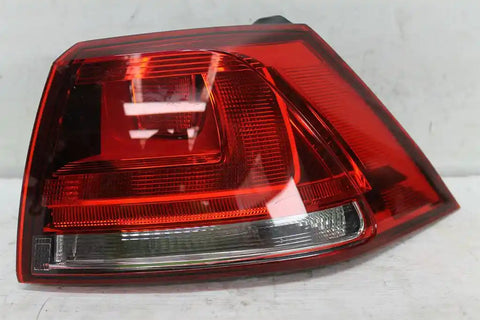 Volkswagen, Golf Right Taillight Gen 7 Hatch Standard Trendline/Comfortline Non Led Type Non Tinted Type 12/12 03/17