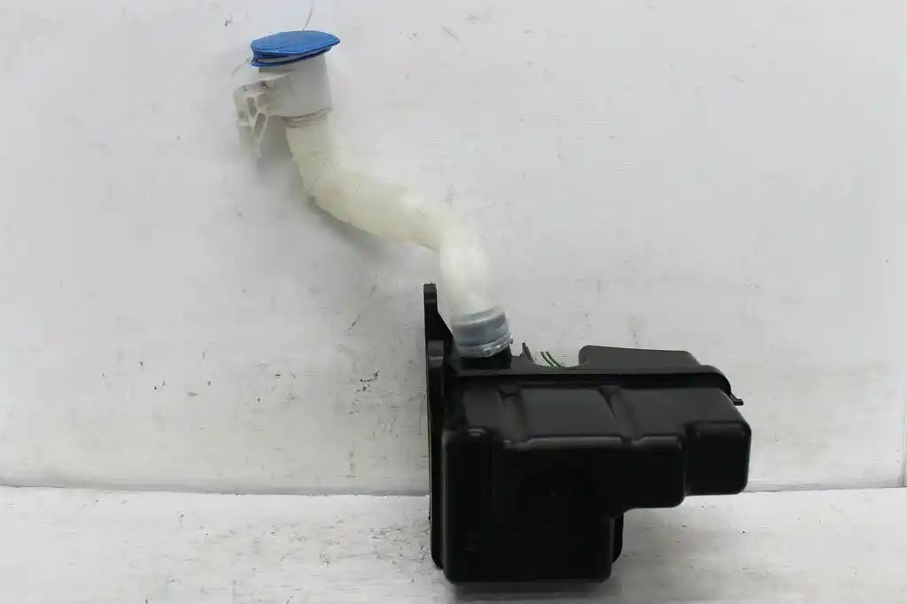 Used Volkswagen, Golf Washer Bottle Gen 7 Non H/Lamp Washer Type 12/12 08/20 2016 – image 1 - All Good Parts