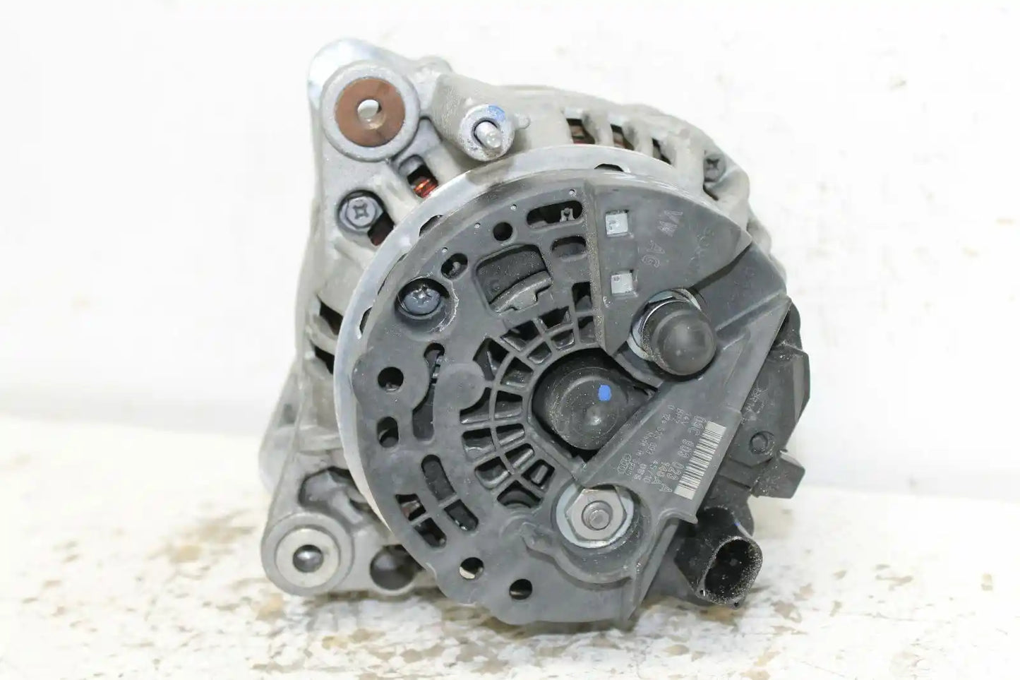 Used Volkswagen, Golf Alternator Petrol 1.4 Bosch 140Amp Gen 6 10/08 01/16 2010 – main images - All Good Parts