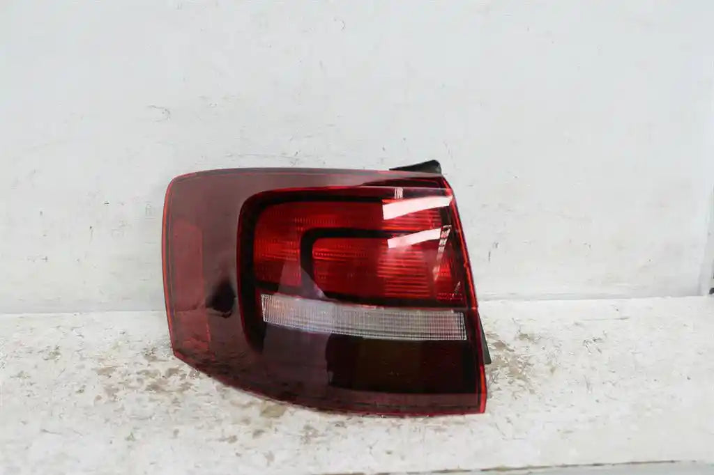 Used Volkswagen, Jetta Left Taillight 1B Darkened Type 11/14 12/17 2015 – image 1 - All Good Parts