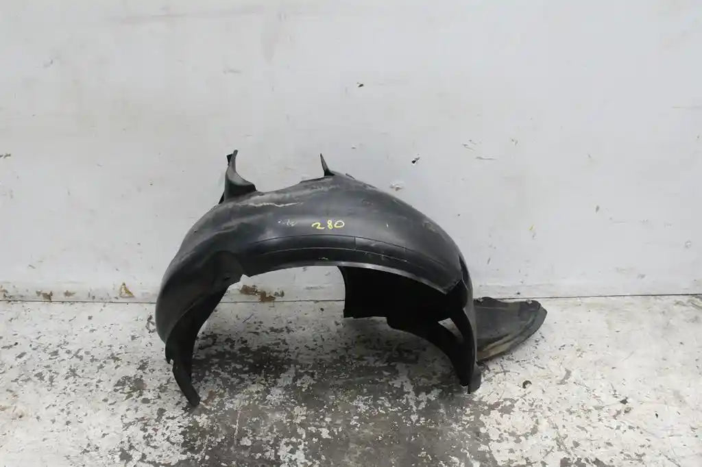 Used Volkswagen, Jetta Right Guard Liner 1B 11/14 12/17 2015 – image 1 - All Good Parts