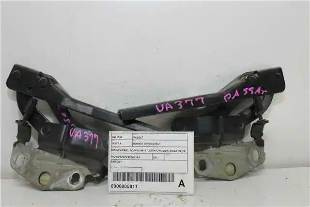 Used Volkswagen, Passat Bonnet Hinge/Strut Hinges (Pair) 3C/Mk6 B6 B7 Sedan/Wagon 03/06 05/15 2011 – image 1 - All Good Parts