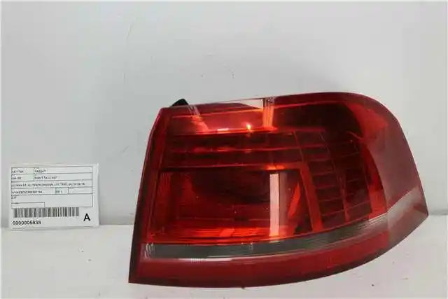 Used Volkswagen, Passat Right Taillight 3C/Mk6 B7 Alltrack/Wagon Led Type 09/10 05/15 2011 – image 1 - All Good Parts
