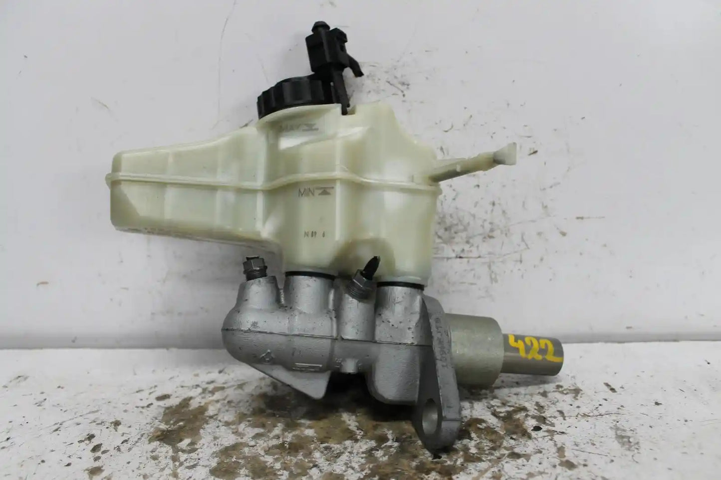 Used Volkswagen, Passat Master Cylinder 3C/Mk6 03/06 06/12 2006 – main images - All Good Parts