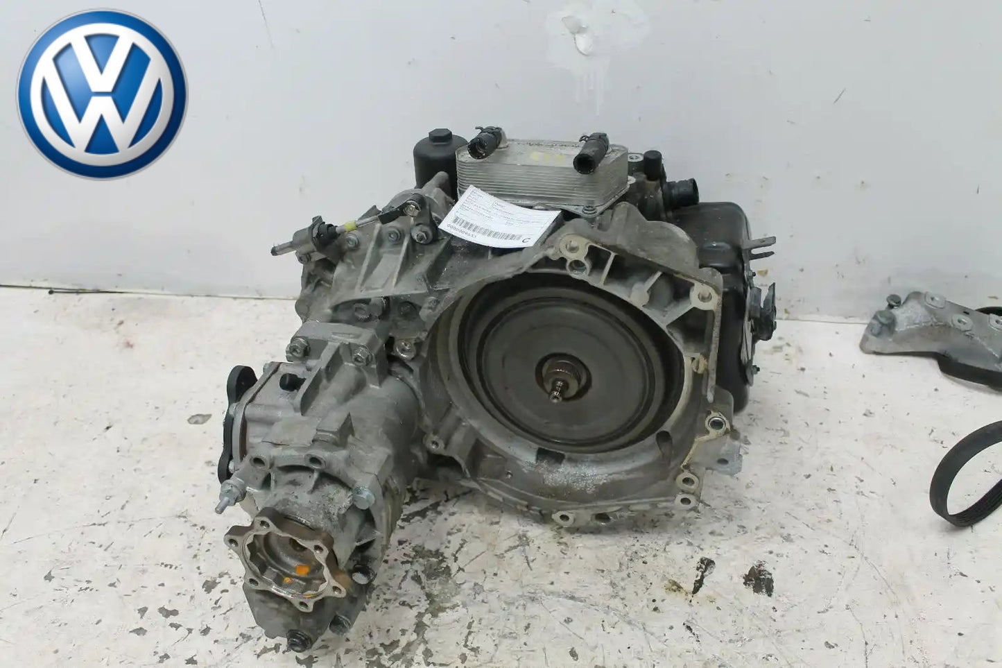 Used Volkswagen, Passat Trans/Gearbox Auto Awd Petrol 3.2 3C/Mk6 B6 Hxx Code 03/06 03/11 2006 – main images - All Good Parts