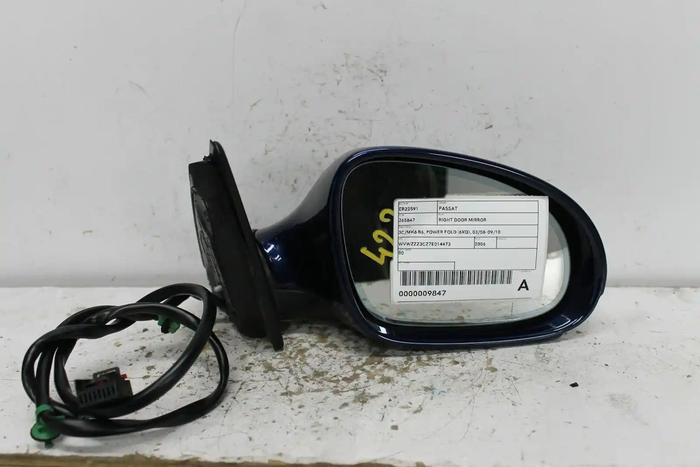 Used Volkswagen, Passat Right Door Mirror 3C/Mk6 B6 Power Fold (6Xq) 03/06 09/10 2006 – main images - All Good Parts