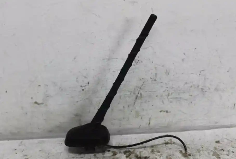 Used Volkswagen, Polo Antenna 6R 05/10 09/17 2016 – image 1 - All Good Parts