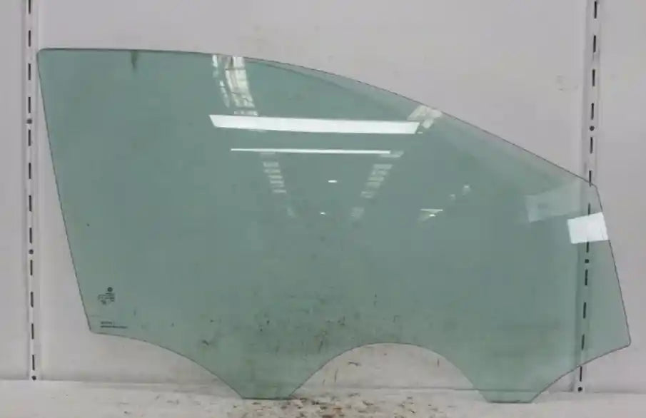 Used Volkswagen, Polo Right Front Door Window 6R 5Dr Hatch 05/14 09/17 2016 – image 1 - All Good Parts