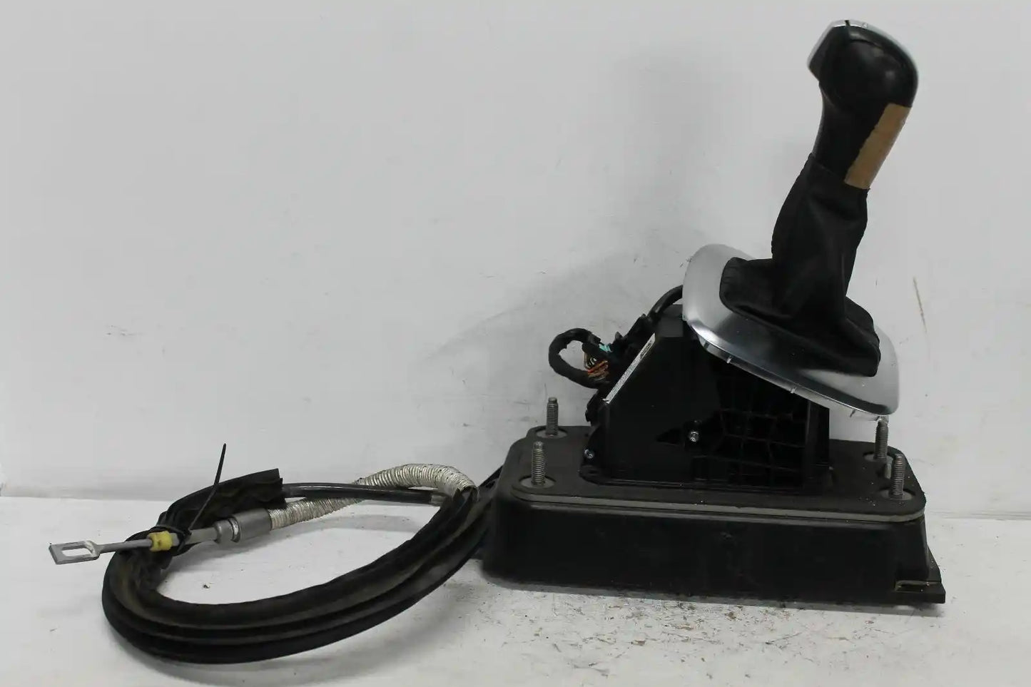 Used Volkswagen, Polo Gear Stick/Shifter Auto T/M Petrol 6R 05/10 09/17 2011 – main images - All Good Parts