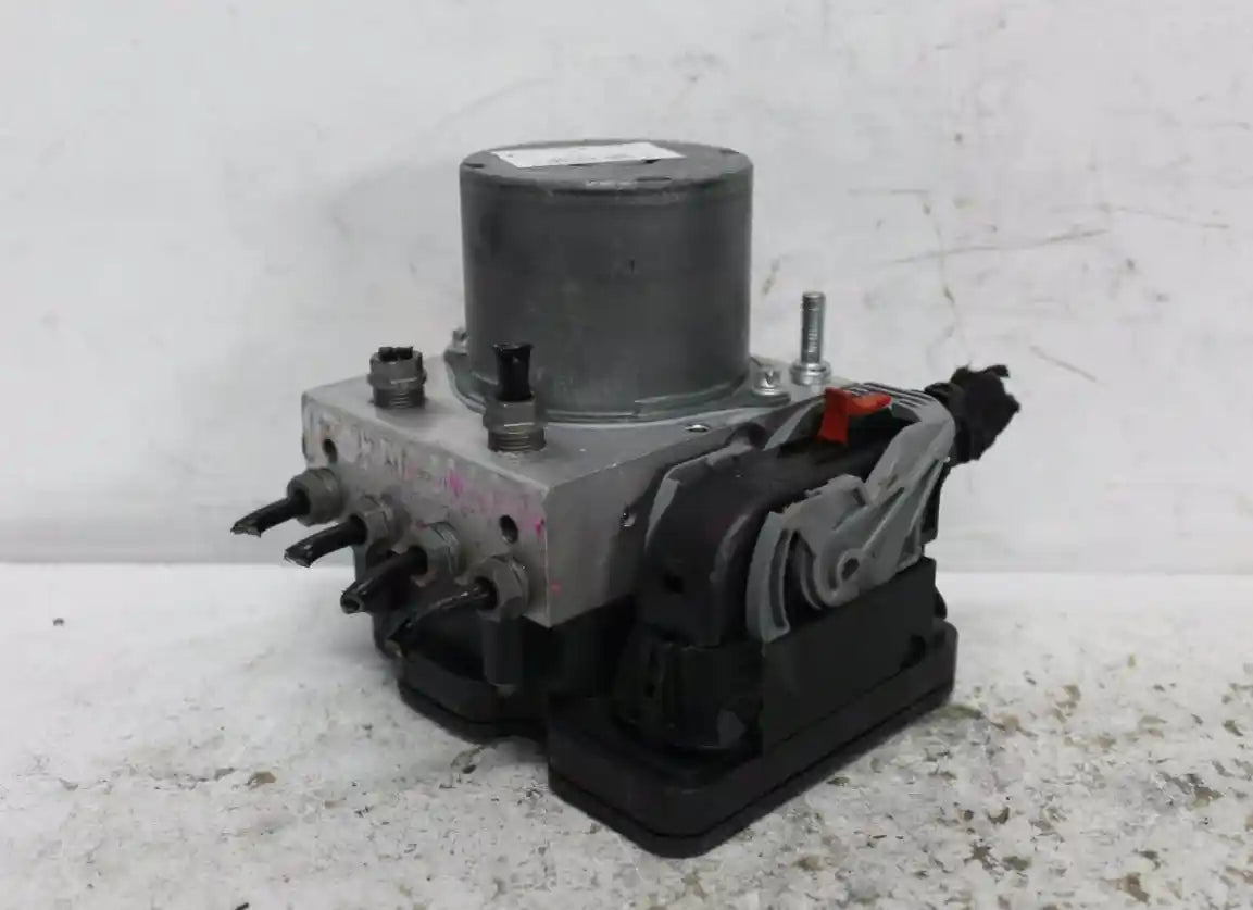 Used Volkswagen, Polo Abs Pump/Modulator 6R P/N 6R0907379Ba 05/14 09/17 2016 – main images - All Good Parts