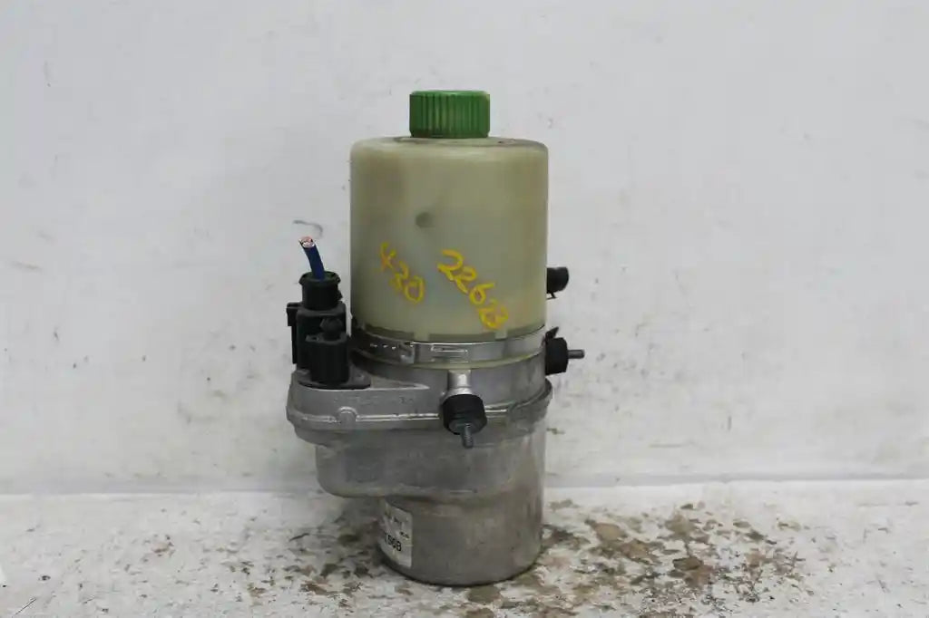 Used Volkswagen, Polo Steering Pump Hydraulic Pump Petrol/Diesel 6R 05/10 05/14 2011 – main images - All Good Parts