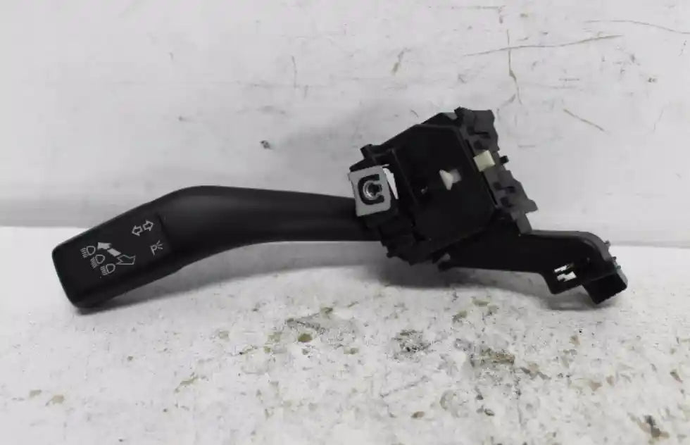 Used Volkswagen, Tiguan Combination Switch Flasher Switch 5N 05/08 05/10 2008 – main images - All Good Parts