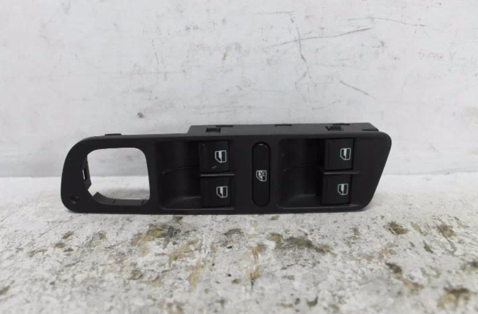 Used Volkswagen, Tiguan Power Window Switch Rh Front (Master Switch) W/O Chrome On Switches Type 5N 05/08 08/16 2008 – main images - All Good Parts