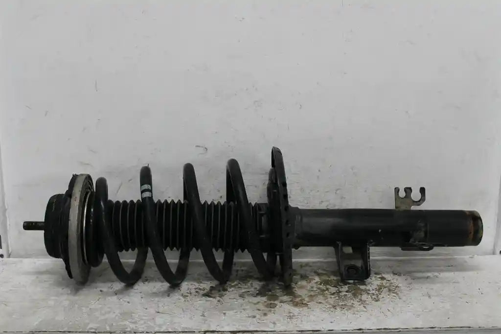 Used Volkswagen, Transporter Left Front Strut T5 08/04 02/10 2007 – image 1 - All Good Parts