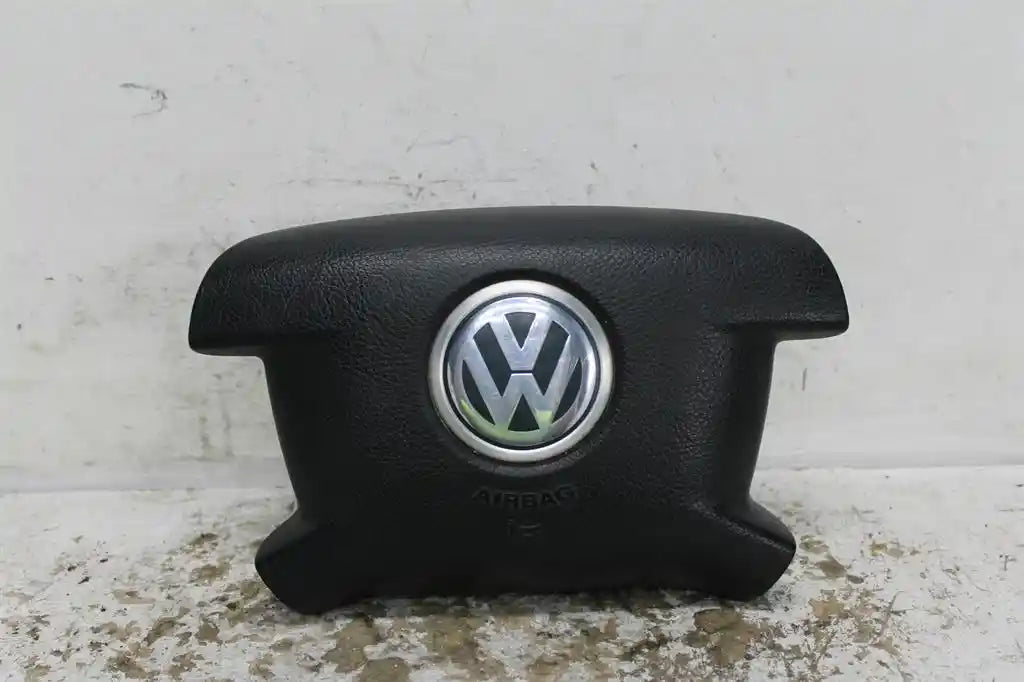 Used Volkswagen, Transporter Right Airbag Steering Wheel T5 08/04 02/10 2007 – image 1 - All Good Parts