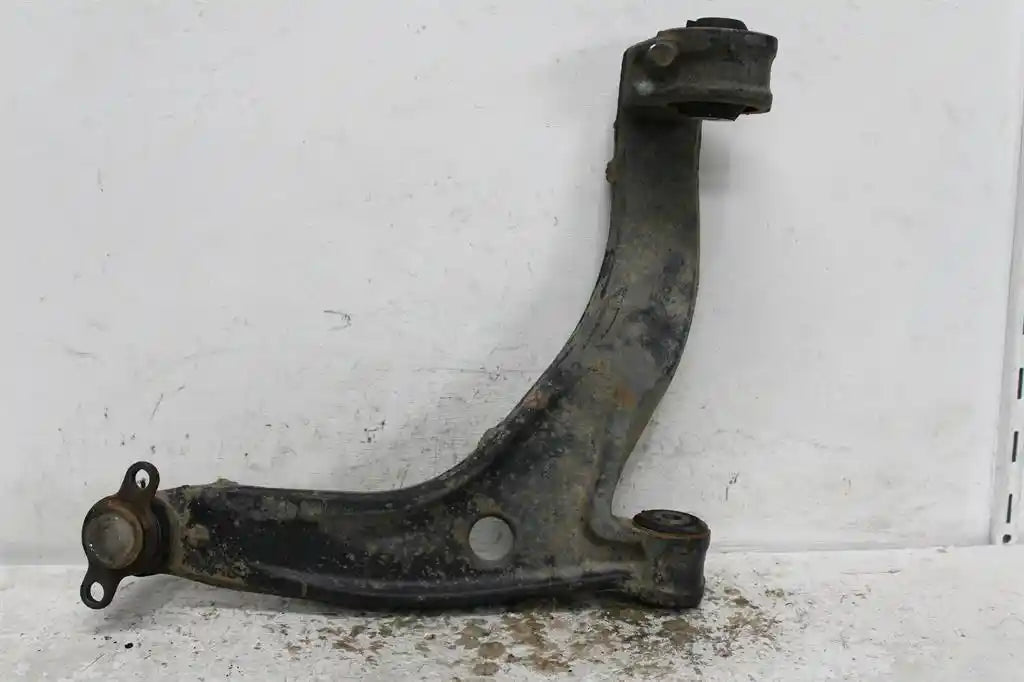Used Volkswagen, Transporter Right Front Lower Control Arm T5 08/04 09/09 2007 – image 1 - All Good Parts
