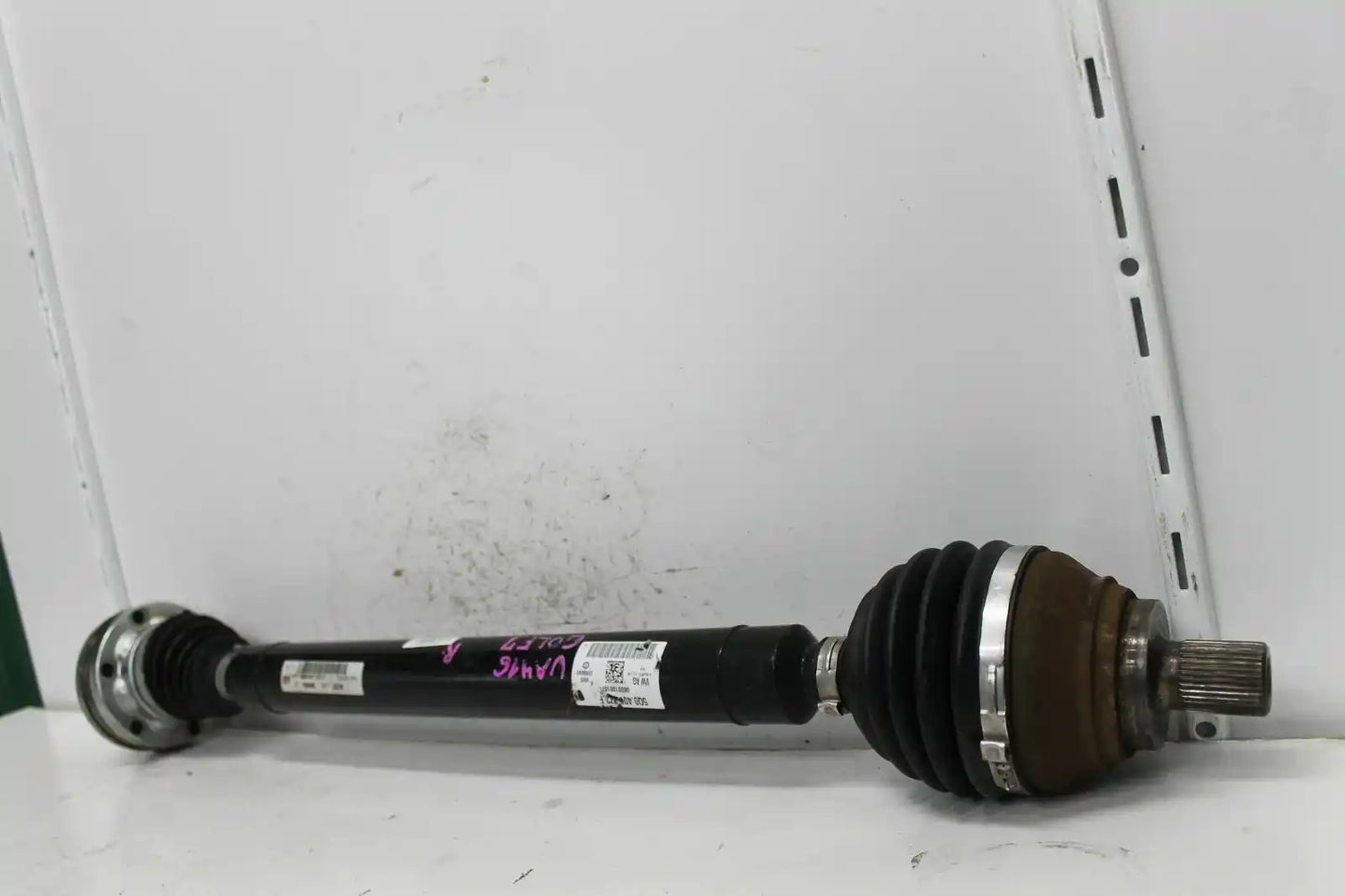 Used Volkwagen, Golf Right Driveshaft Front Auto T/M Petrol 1.4 Gen 7 12/12 03/17 2015 – image 1 - All Good Parts