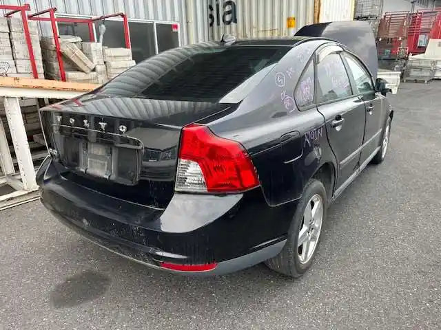 Used Volvo, S40 Trans/Gearbox Auto Fwd Petrol 2.4 B5244S4 5 Speed 03/04 08/10 2009 – image 4 - All Good Parts