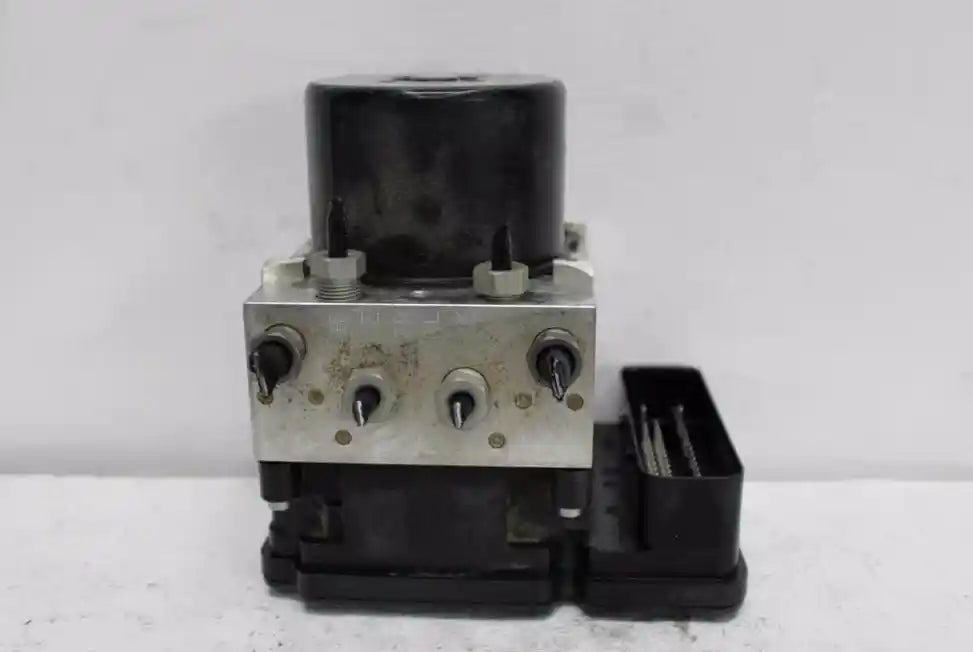 Used Volvo, S60/V60 Abs Pump/Modulator Mk2, 12/10-12/18 J99860 2012 – main images - All Good Parts