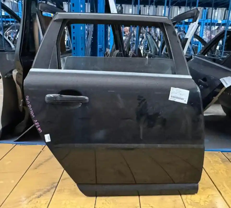 Used Volvo, S70/V70/C70 Right Rear Door V70 (Yv1Bw...) Bw 03/08 01/13 2008 – image 1 - All Good Parts